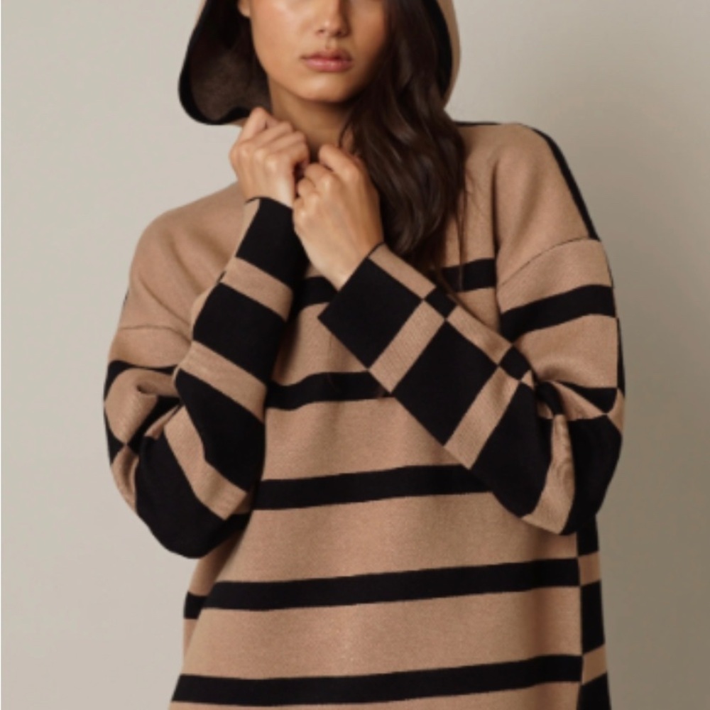 Cyrus Knits Tan Black Stripe Boxy Cut Relaxed Fit Hooded Sweater, Small